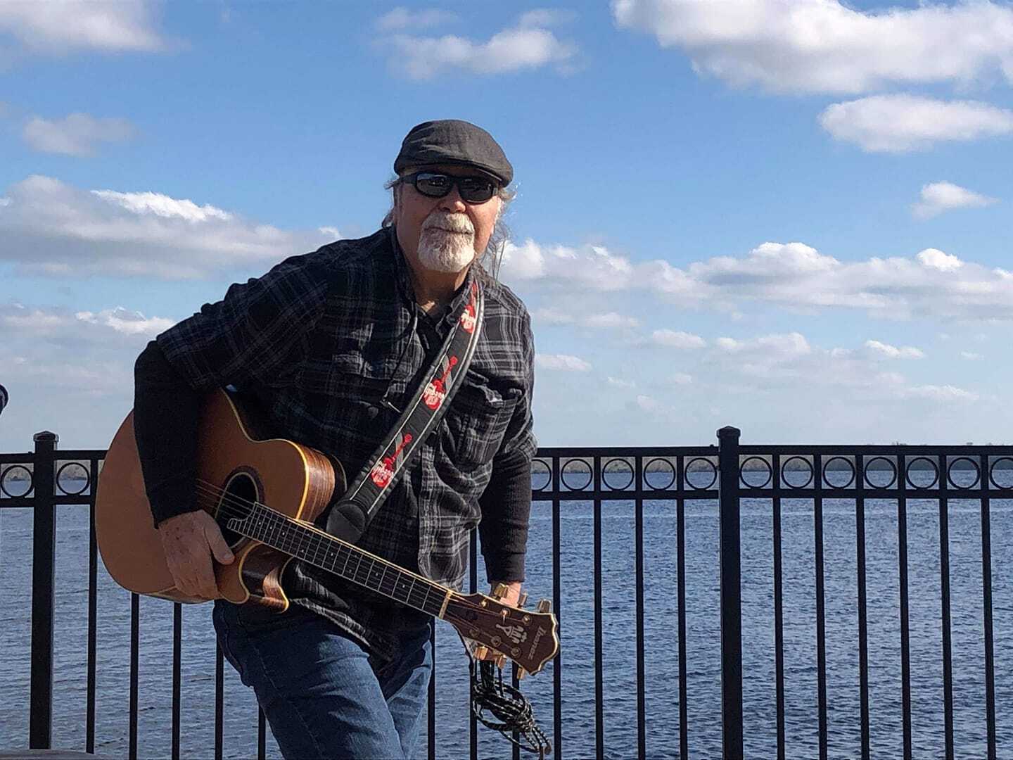 At the bridge: Sweet William Billy Ennis