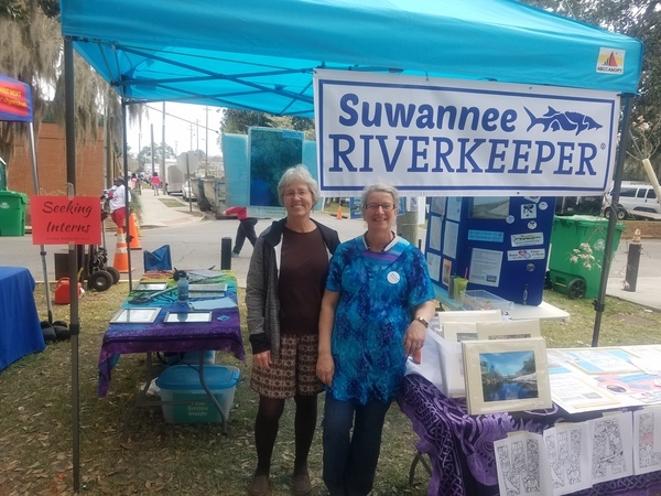 Shirley, Gretchen, pictures are a hit, Volunteers